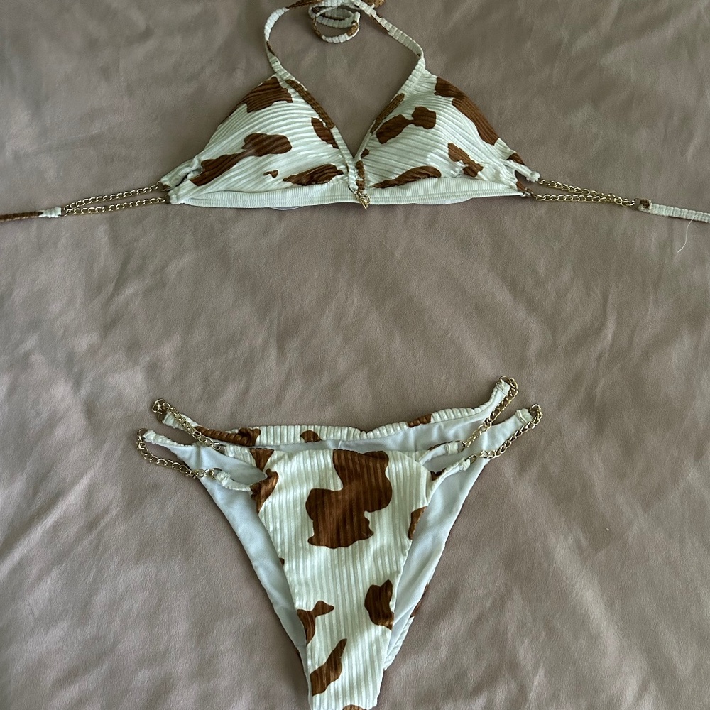 SHEIN Medium Cow Print Swim Suit